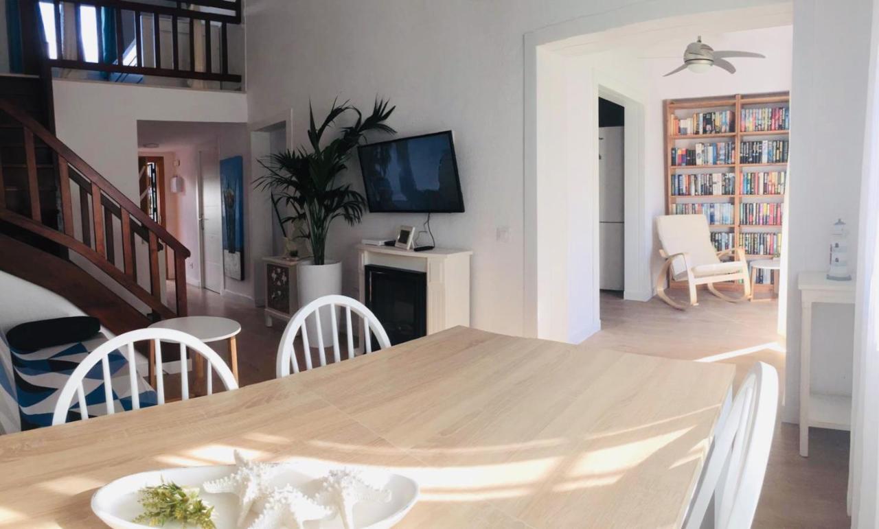 로쿠타스드마르 Preciosa Casita Junto Al Mar 빌라 외부 사진